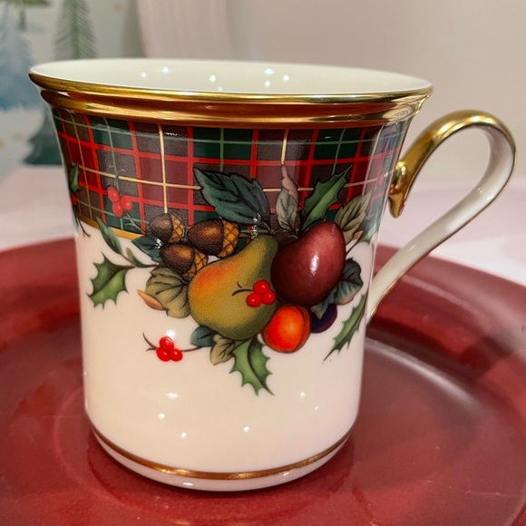 Lenox Holiday Tartan Coffee Or Tea Mug Cup - cute Gift Basket Item! - Picture 1 of 7